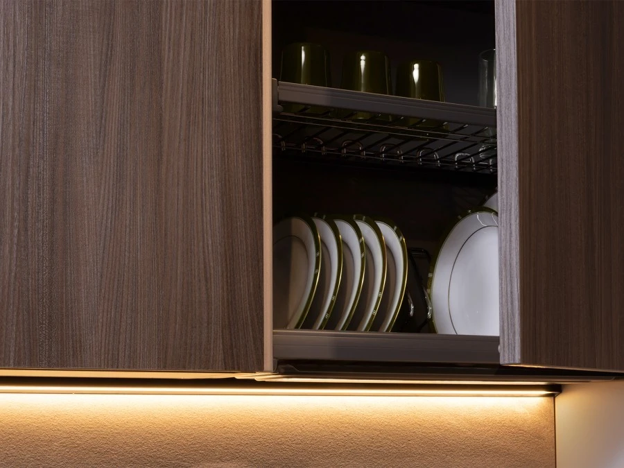 Pensile cucina con scolapiatti