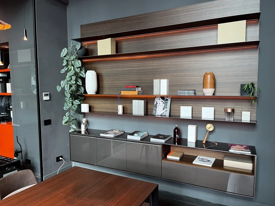 Piccola libreria Molteni&C. PASS-WORD EVOLUTION