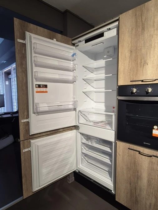 Cucina lineare Aran cucine MIA