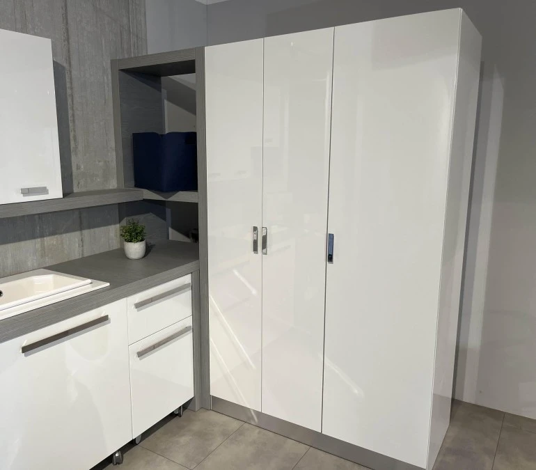 Bagno Lavanderia Compab LAVANDERIA F3