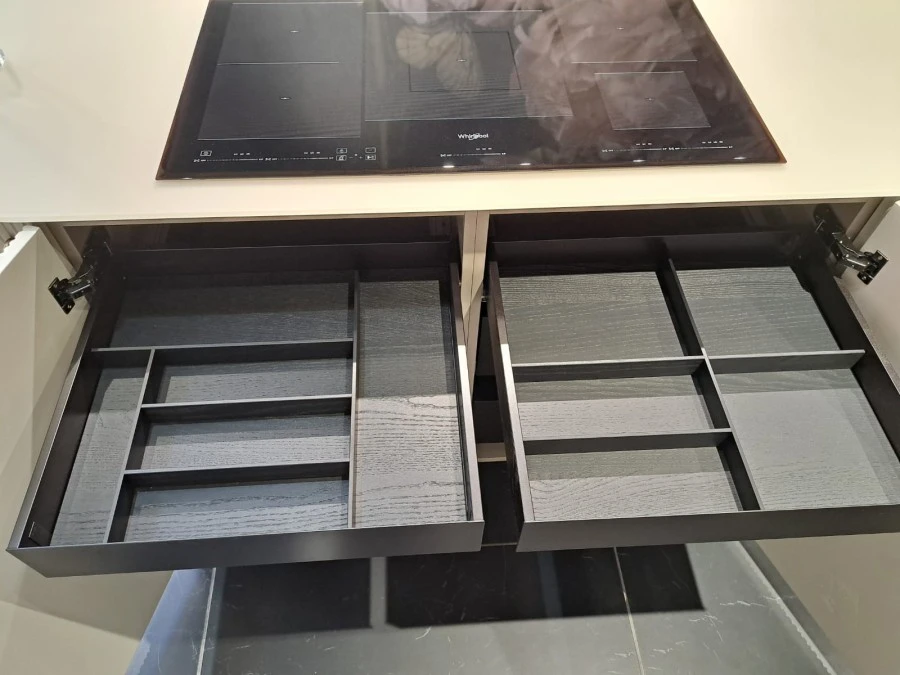 Cucina con Isola Cesar TANGRAM / MAXIMA22
