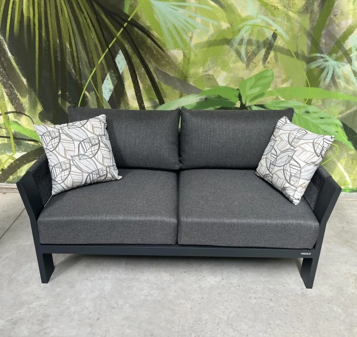 Divano da esterno (color grigio antracite) COLLEZIONE BORROMEO HIGOLD MILANO