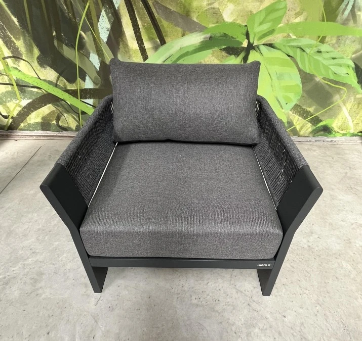 Poltrona de esterno (color grigio antracite) COLLEZIONE BORROMEO HIGOLD MILANO