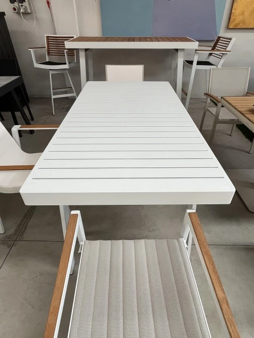 Tavolo da esterno (color bianco) COLLEZIONE YORK HIGOLD MILANO
