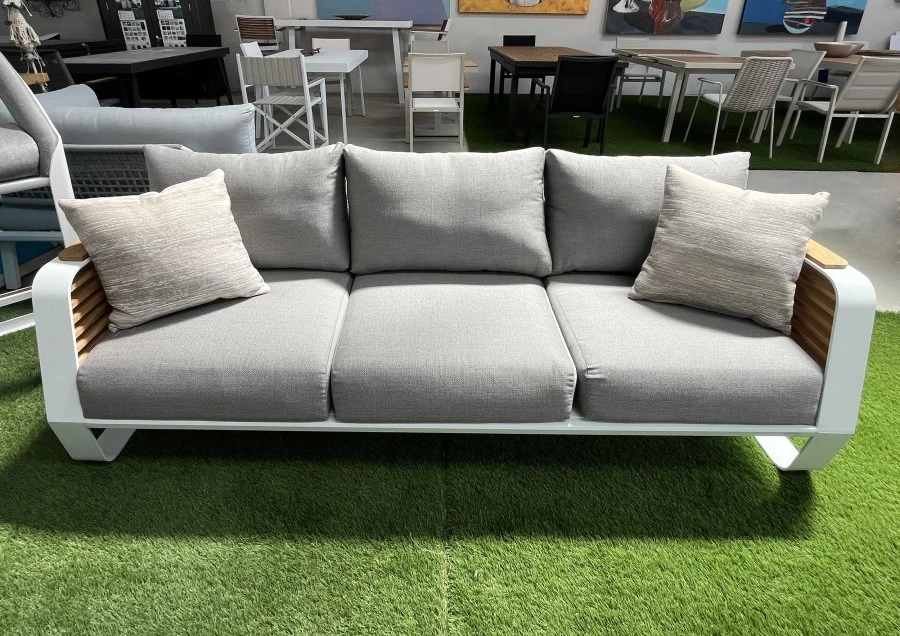 Divano da esterno COLLEZIONE WING HIGOLD MILANO