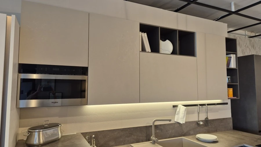 Cucina con penisola Lube Immagina