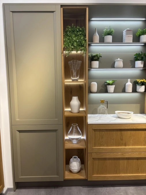 Cucina con penisola Veneta Cucine Milano