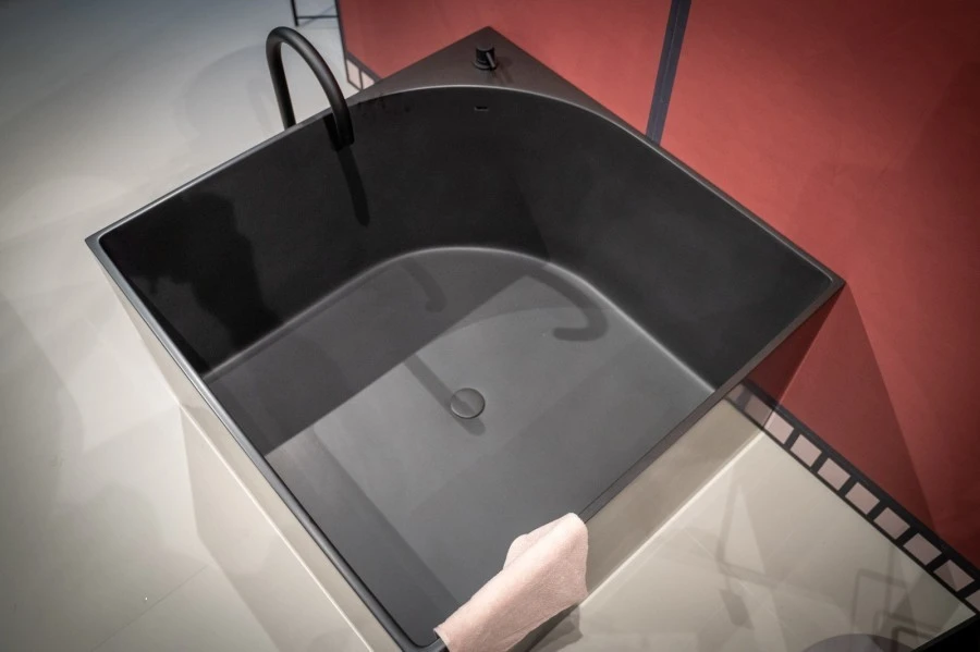 Vasca da bagno NIC design Tub ( compresa rubinetteria Fantini)