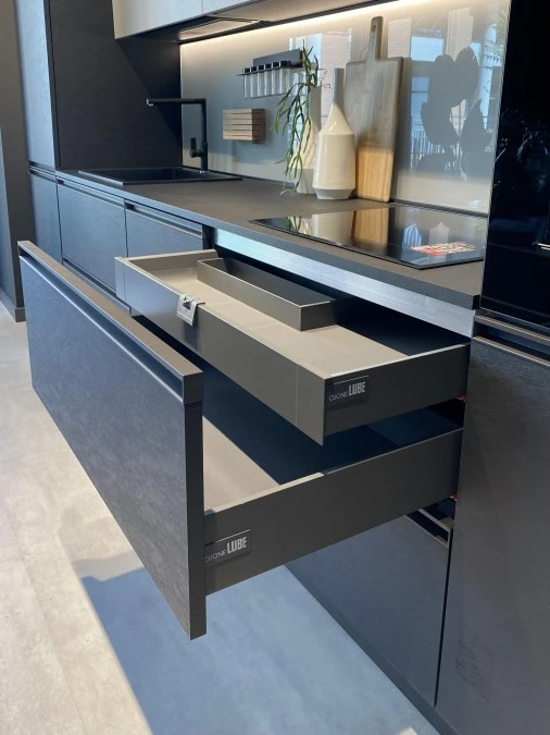 Cucina lineare Lube Mathera Head