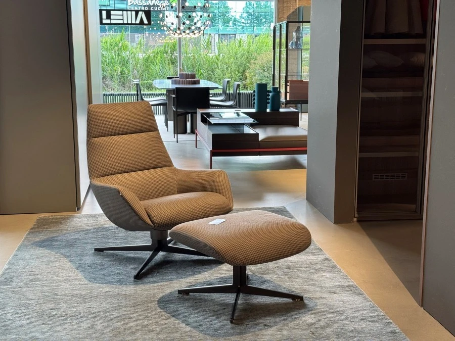 Poltrona con pouf Lema Lady Jane