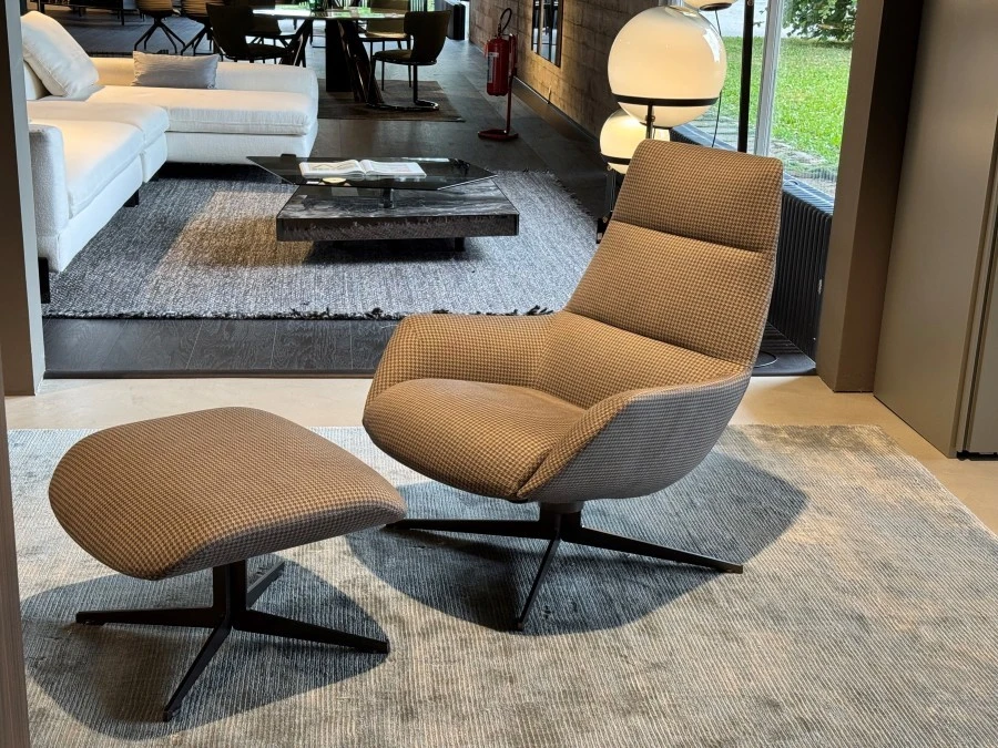 Poltrona con pouf Lema Lady Jane
