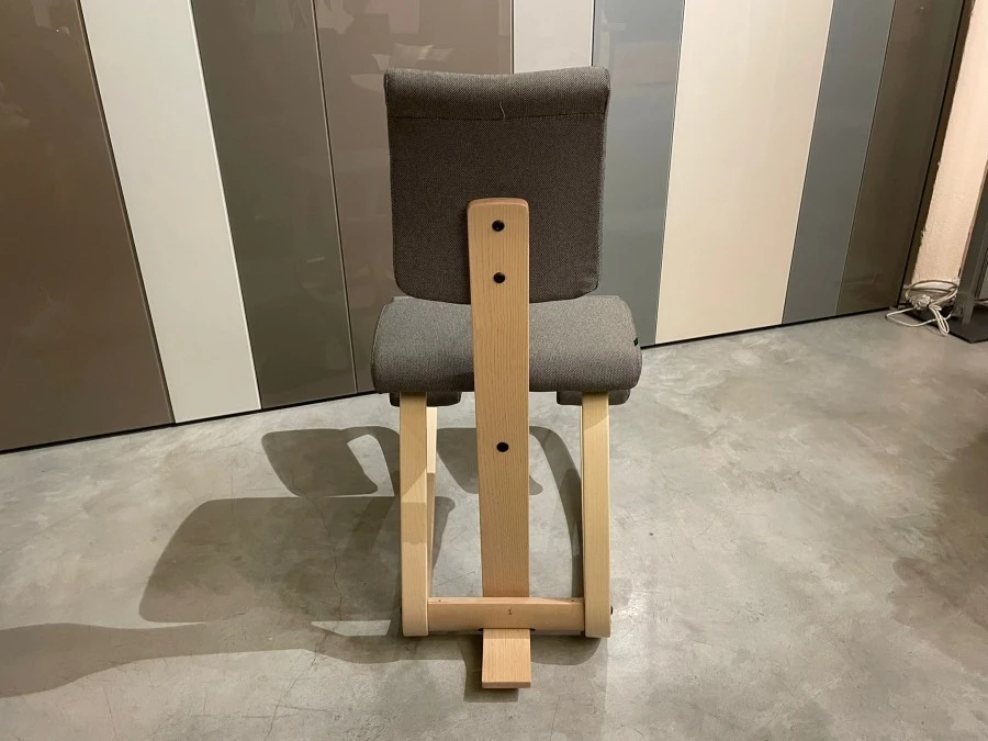 Sedia senza braccioli Variér Variable Plus