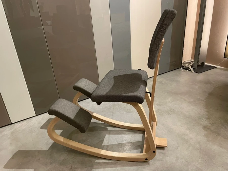 Sedia senza braccioli Variér Variable Plus