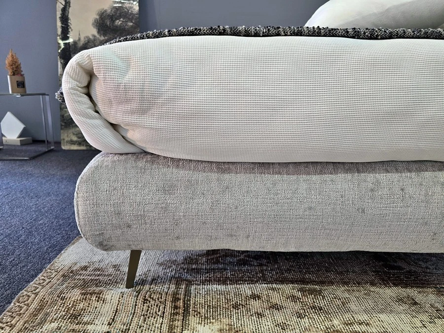Letto matrimoniale con contenitore Veneran Gipsy