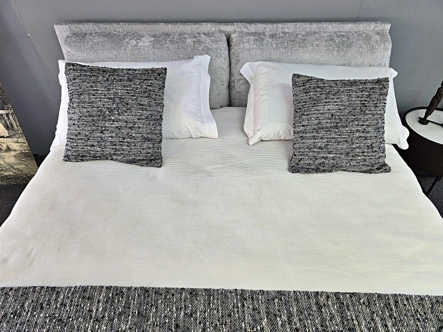 Letto matrimoniale con contenitore Veneran Gipsy