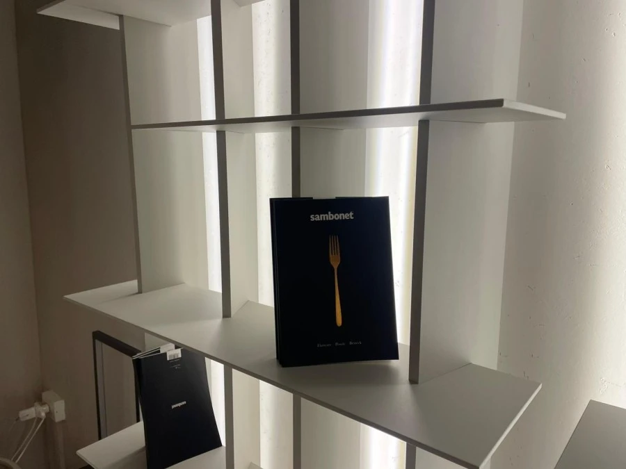 Piccola libreria Natevo CClight