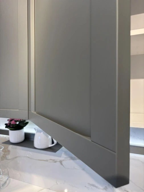 Cucina con penisola Veneta Cucine Convivio