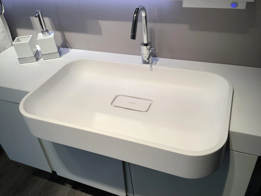 Lavabo in cristalplant opaco