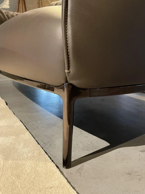Divano Poltrona Frau Archibald Sofa