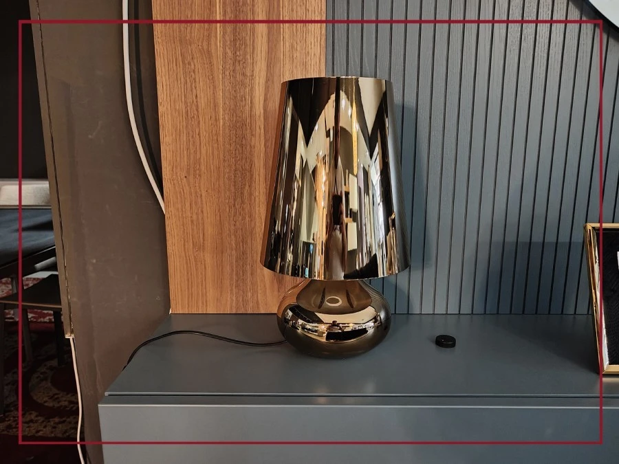 Lampada da tavolo Kartell Cindy G9100M2