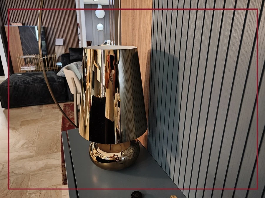 Lampada da tavolo Kartell Cindy G9100M2