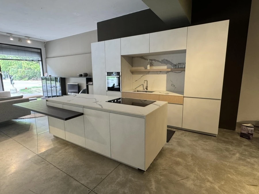 Cucina con Isola Euromobil LAIN