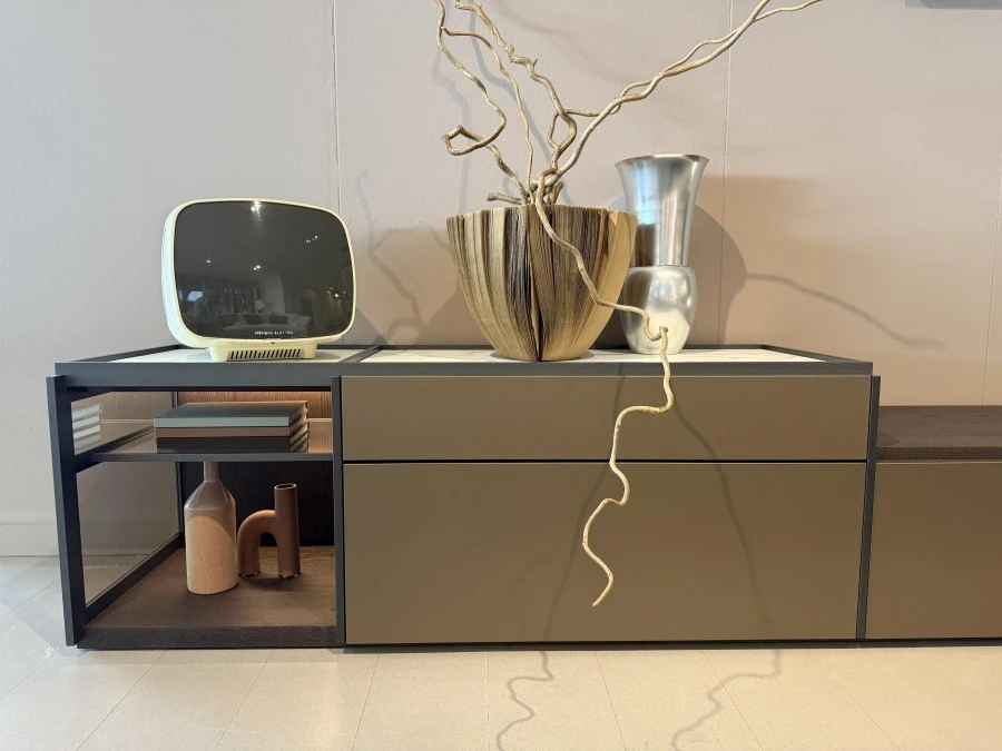 Madia Molteni&C. Logos