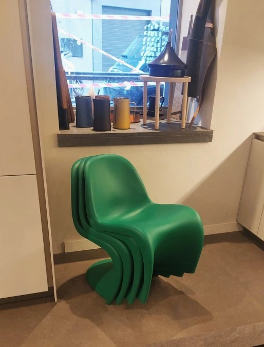 Sedia senza braccioli Vitra N°4 Panton