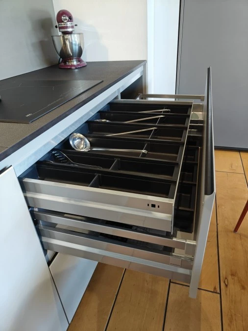 Cucina Modulnova Light con gola