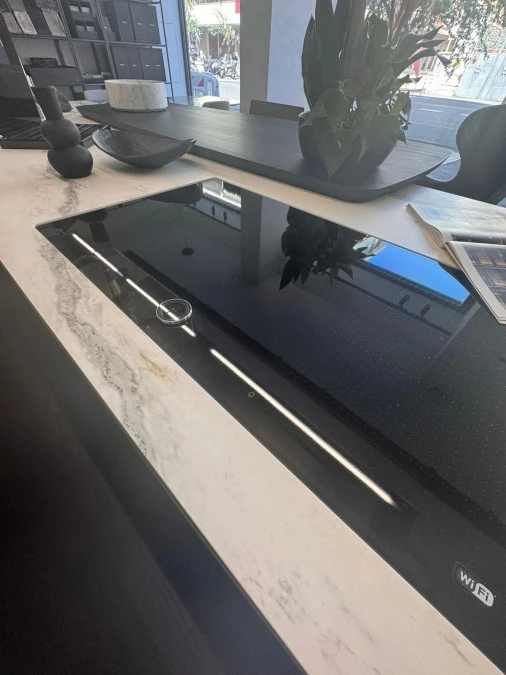 Cucina con Isola Poliform ALEA  PRO