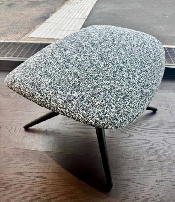 Poltrona con pouf Poliform mad joker