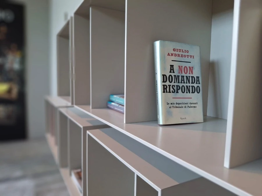Piccola libreria Novamobili Living System