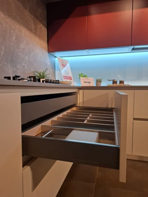 Cucina angolare Veneta Cucine LOUNGE