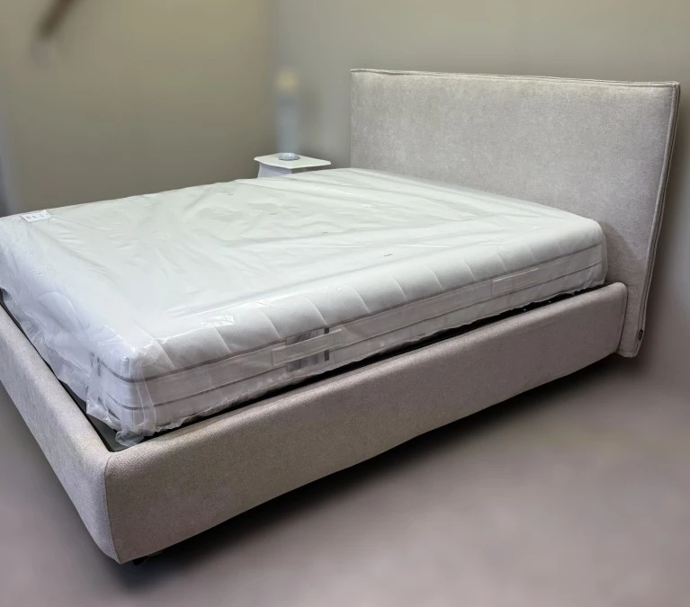 Letto matrimoniale con contenitore Felis Murphy