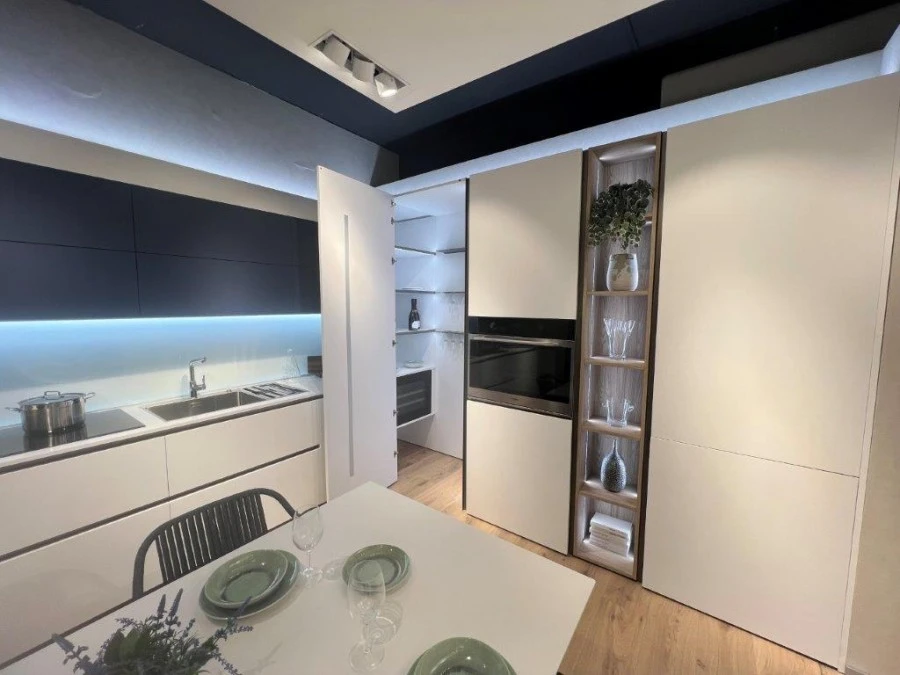 Cucina angolare Veneta Cucine Lounge SOFT laccato