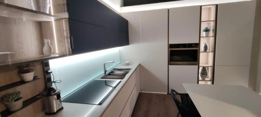 Cucina angolare Veneta Cucine Lounge SOFT laccato