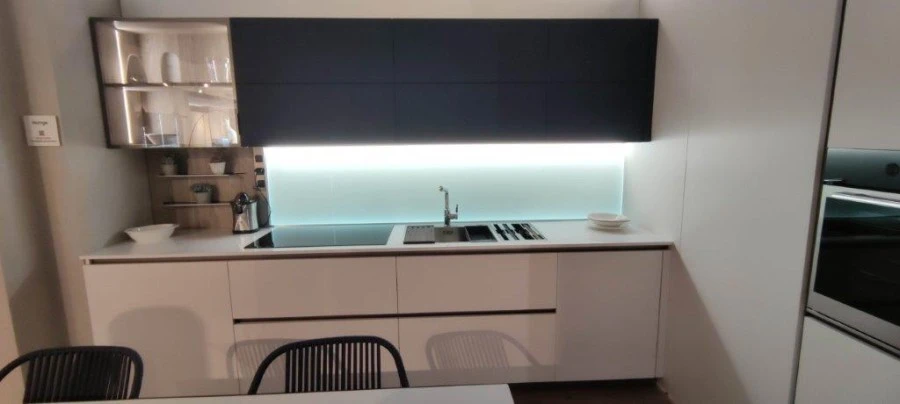 Cucina angolare Veneta Cucine Lounge SOFT laccato