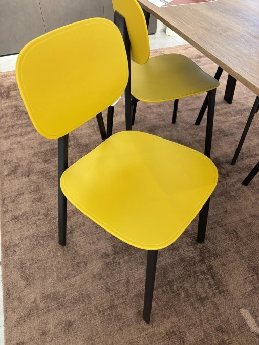 Sedia senza braccioli Pointhouse TATA 1