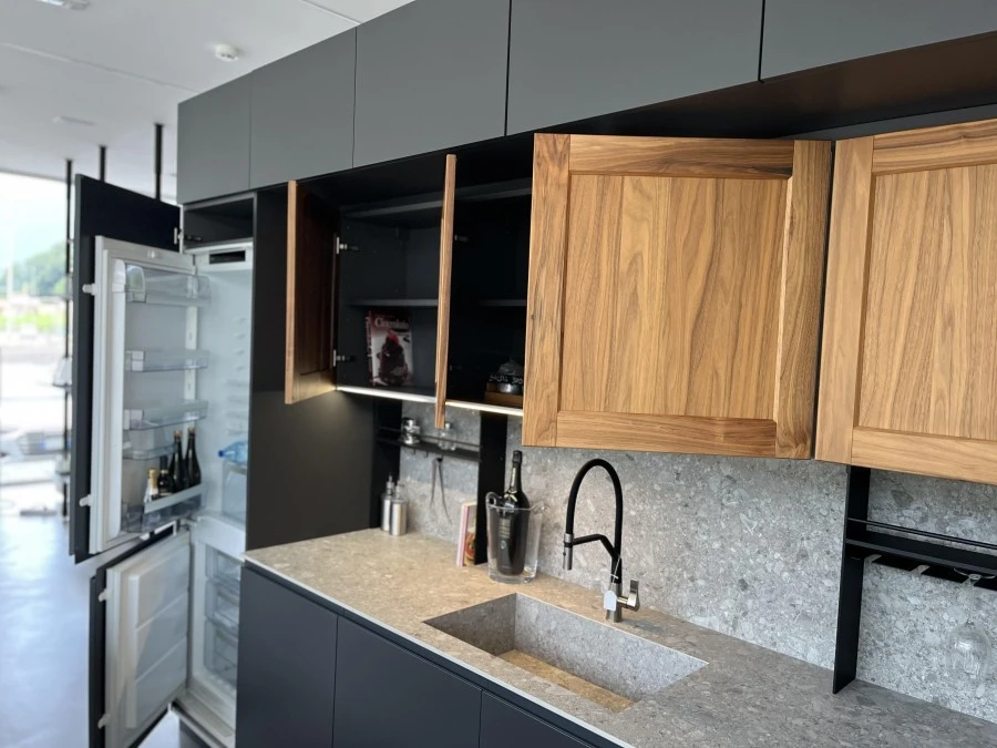 OLIVARI SRL - Armony cucine Yota e ligna