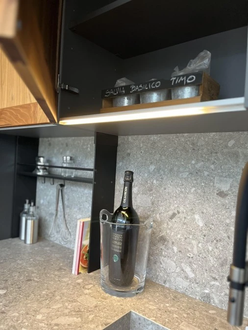 OLIVARI SRL - Armony cucine Yota e ligna