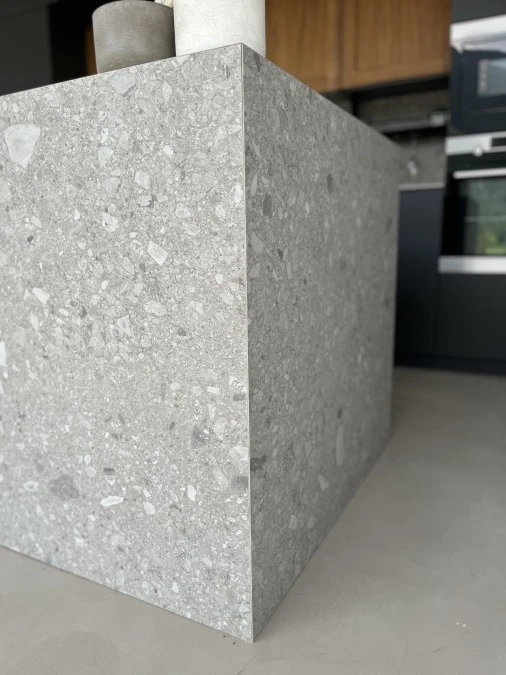 OLIVARI SRL - Armony cucine Yota e ligna