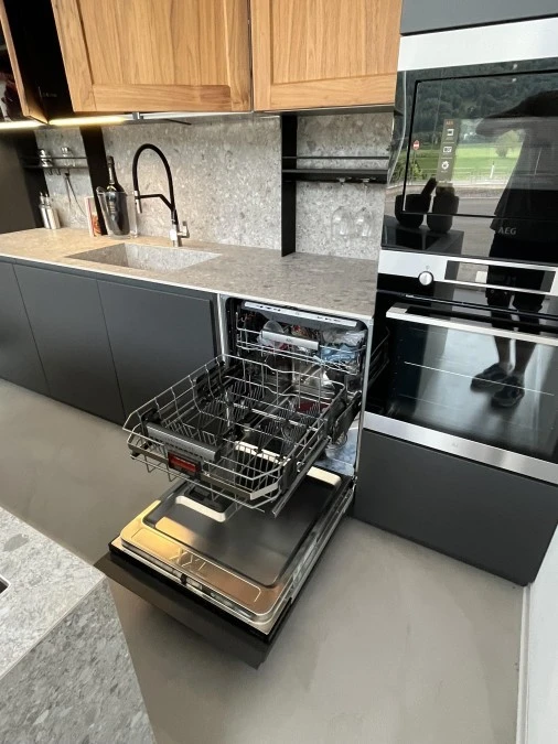 OLIVARI SRL - Armony cucine Yota e ligna