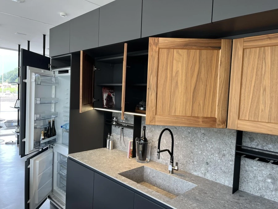 OLIVARI SRL - Armony cucine Yota e ligna