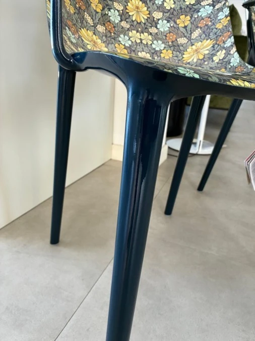 Sedia con braccioli Kartell H.H.H.