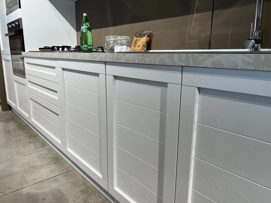 Cucina lineare Mobilturi Elsa - Pensili Rovere Miele