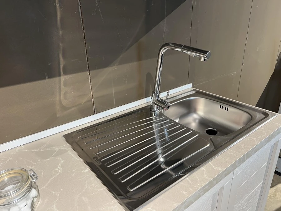 Cucina lineare Mobilturi Elsa - Pensili Rovere Miele