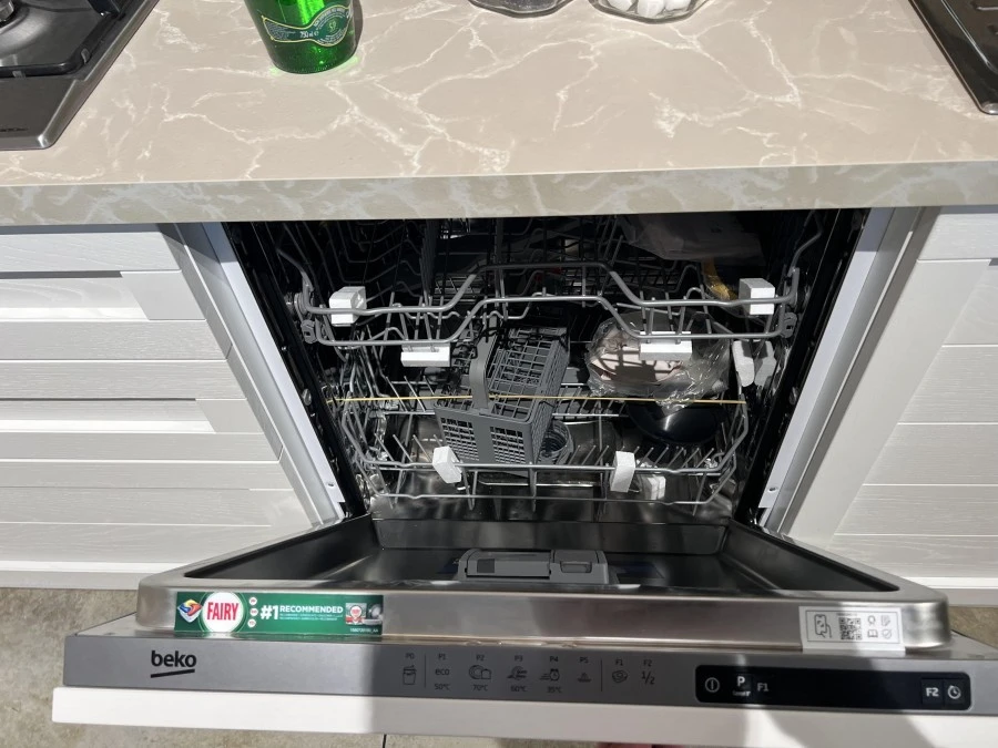 Cucina lineare Mobilturi Elsa - Pensili Rovere Miele