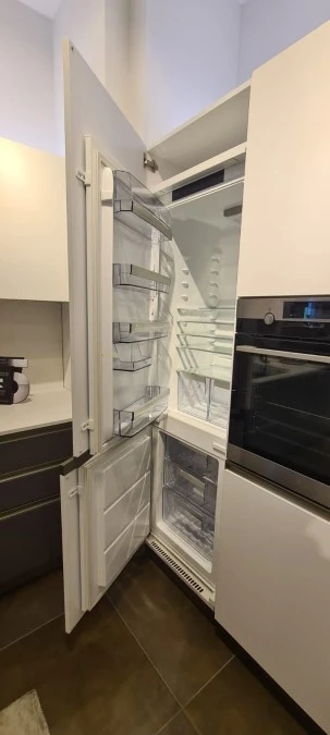 Cucina angolare Veneta Cucine START PRESA - LIKE