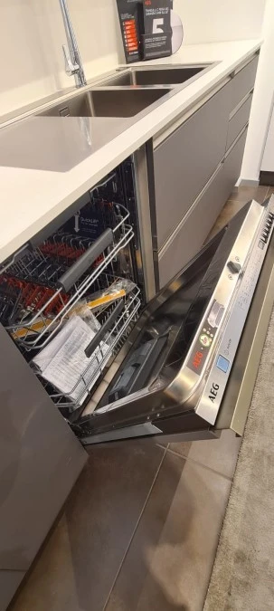 Cucina angolare Veneta Cucine START PRESA - LIKE