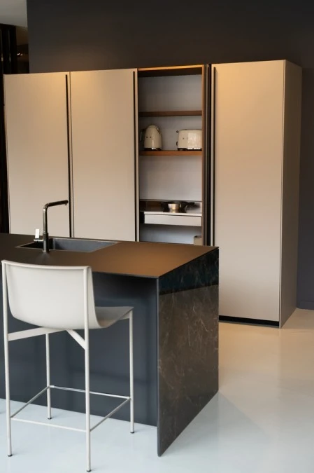 Cucina con Isola Valcucine Artematica